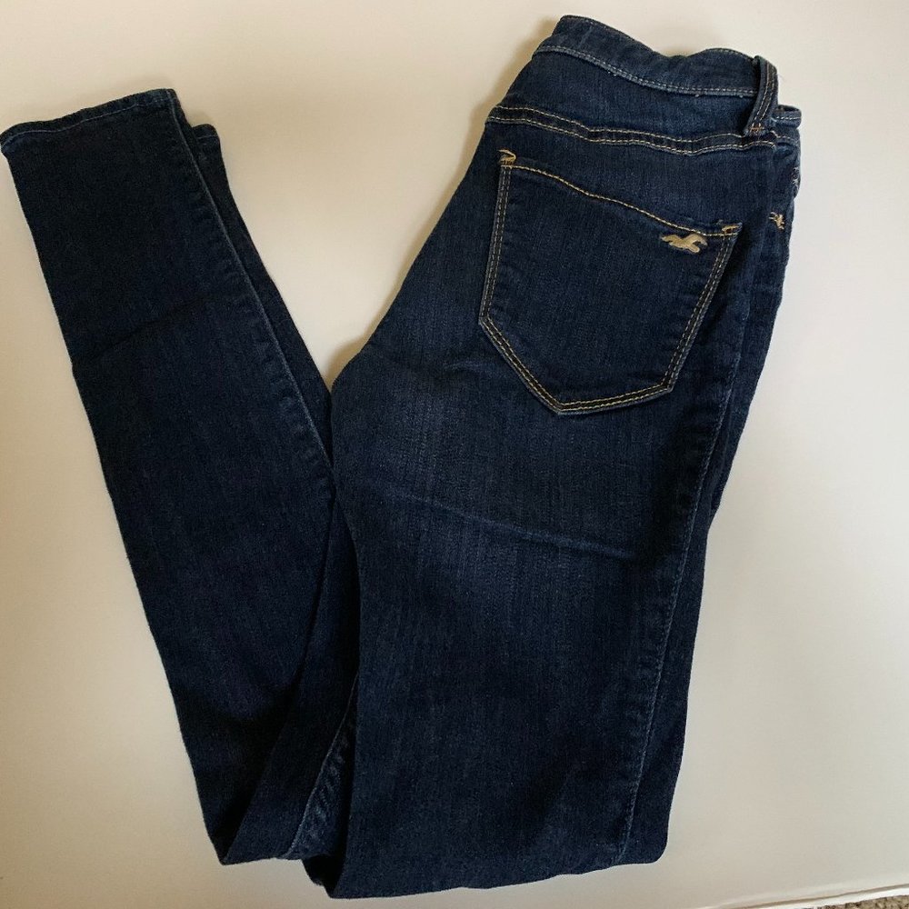 HOLLISTER ULTRA HIGH RISE JEAN JEGGING